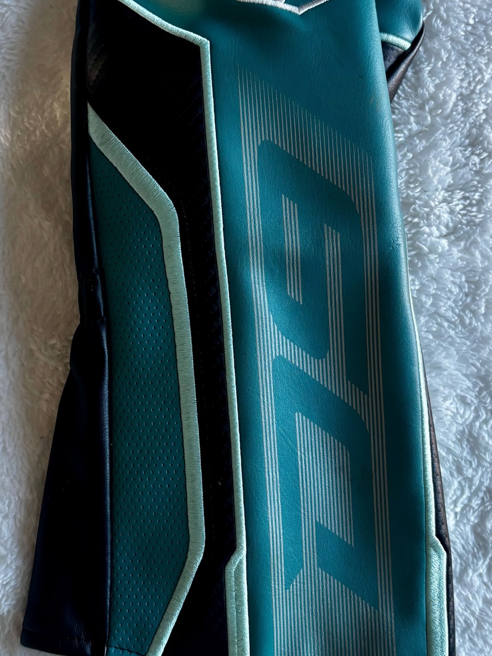Wilson driver headcover